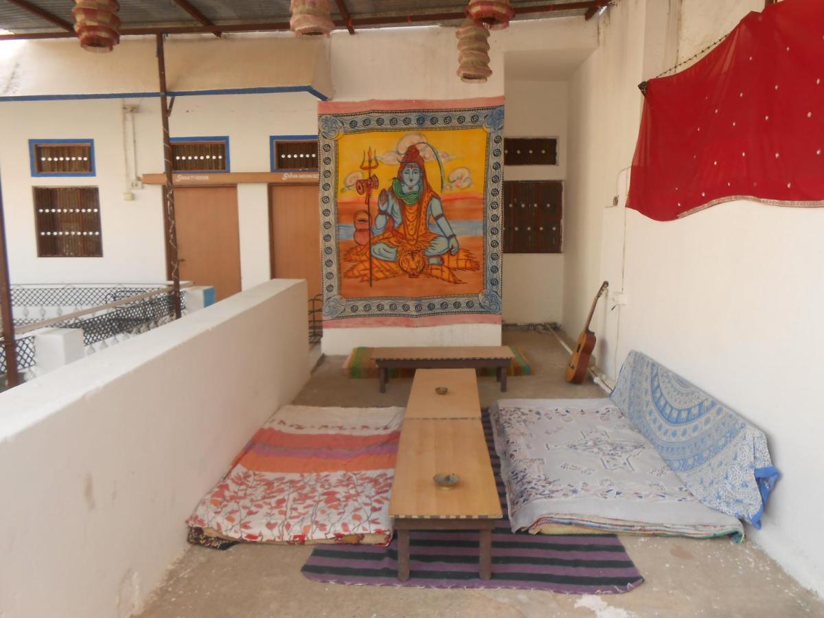 Shiva Guest House 布什格尔 外观 照片