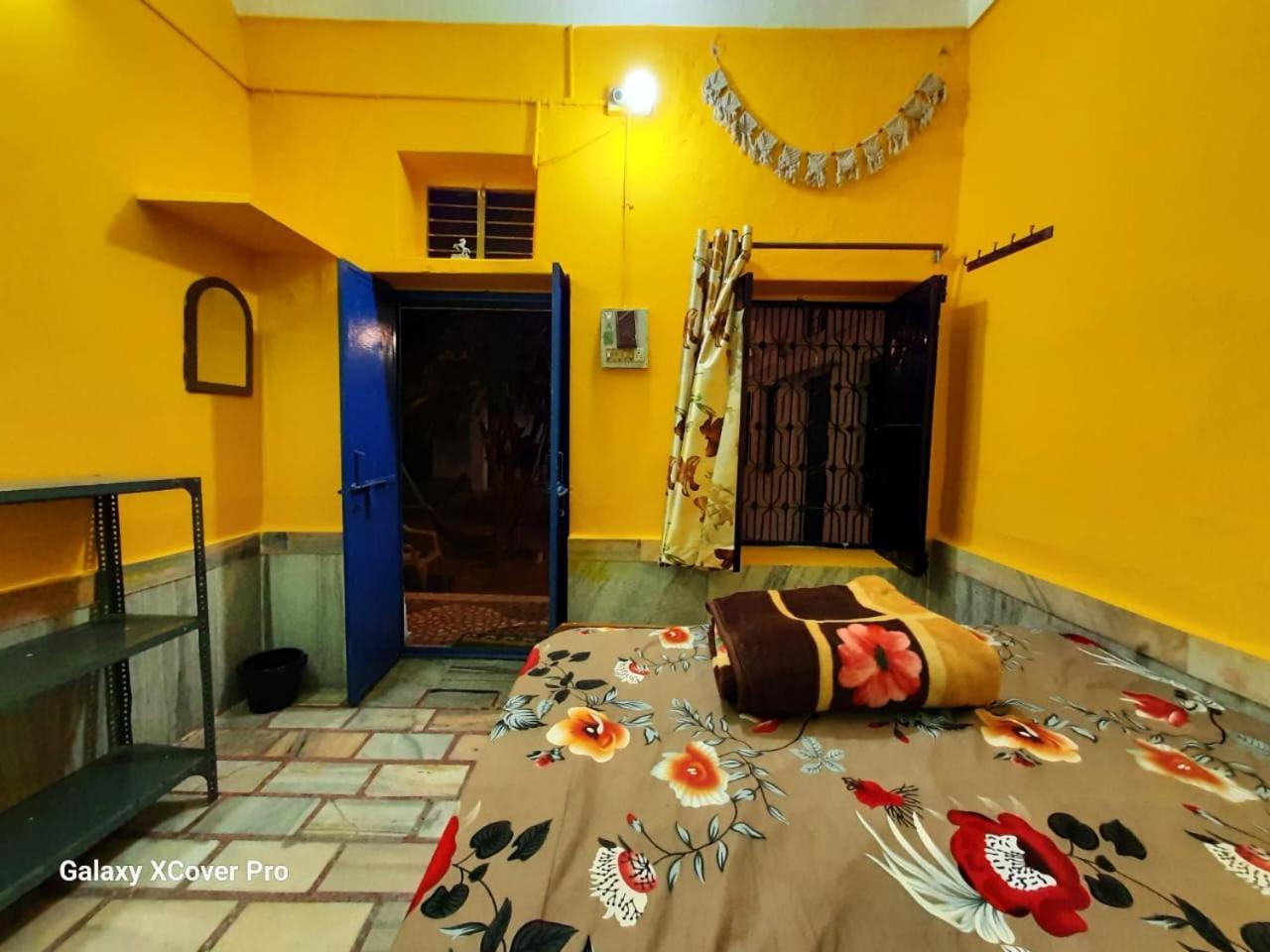 Shiva Guest House 布什格尔 客房 照片