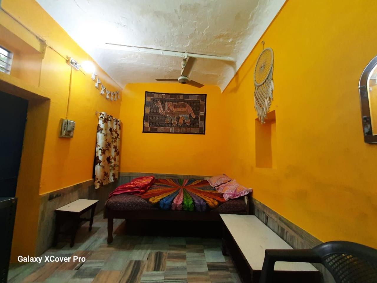 Shiva Guest House 布什格尔 客房 照片