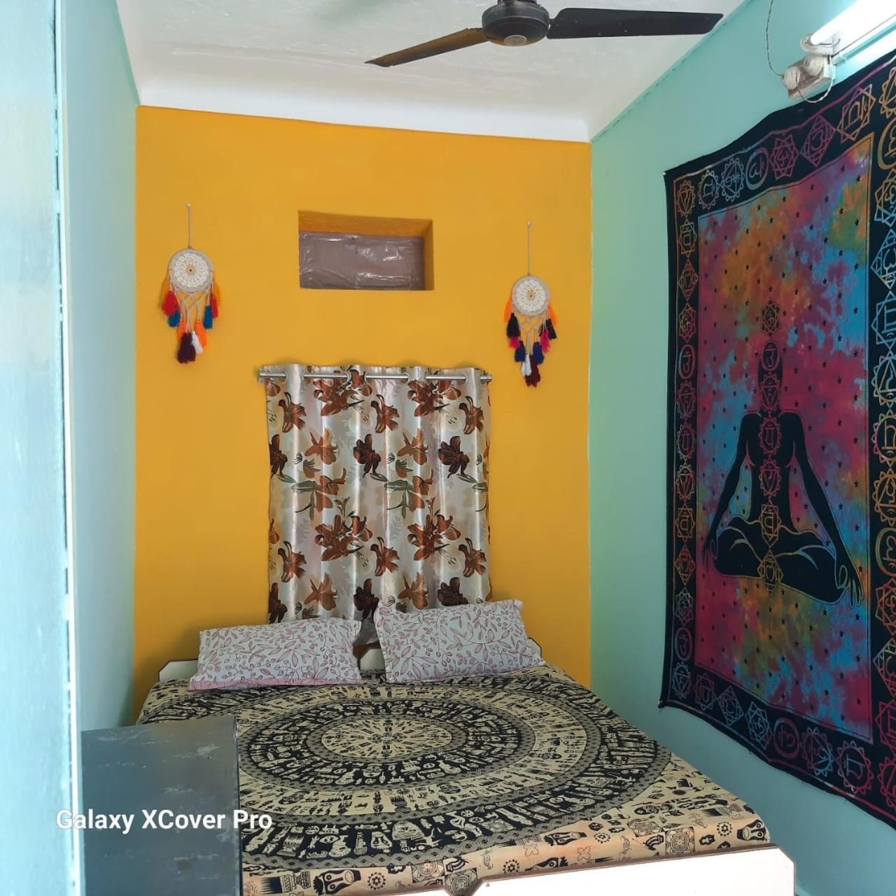 Shiva Guest House 布什格尔 客房 照片