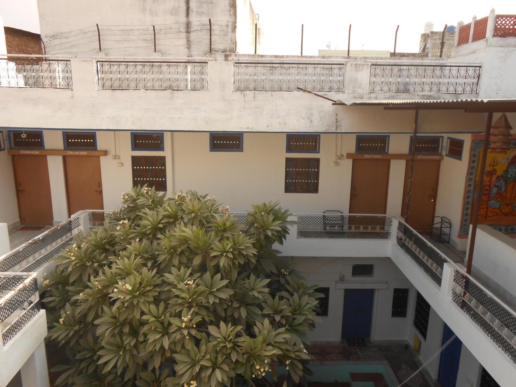 Shiva Guest House 布什格尔 客房 照片
