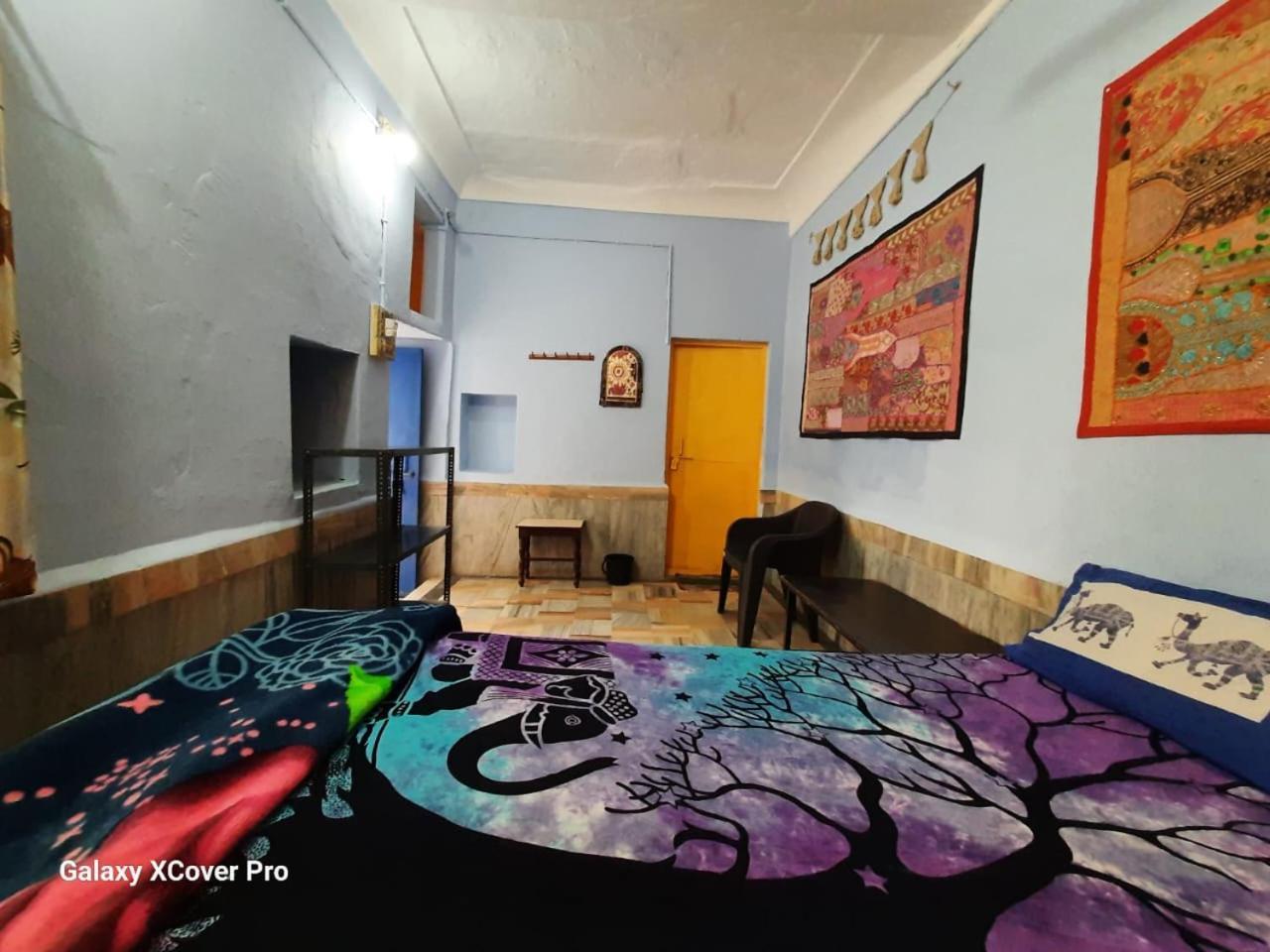 Shiva Guest House 布什格尔 客房 照片