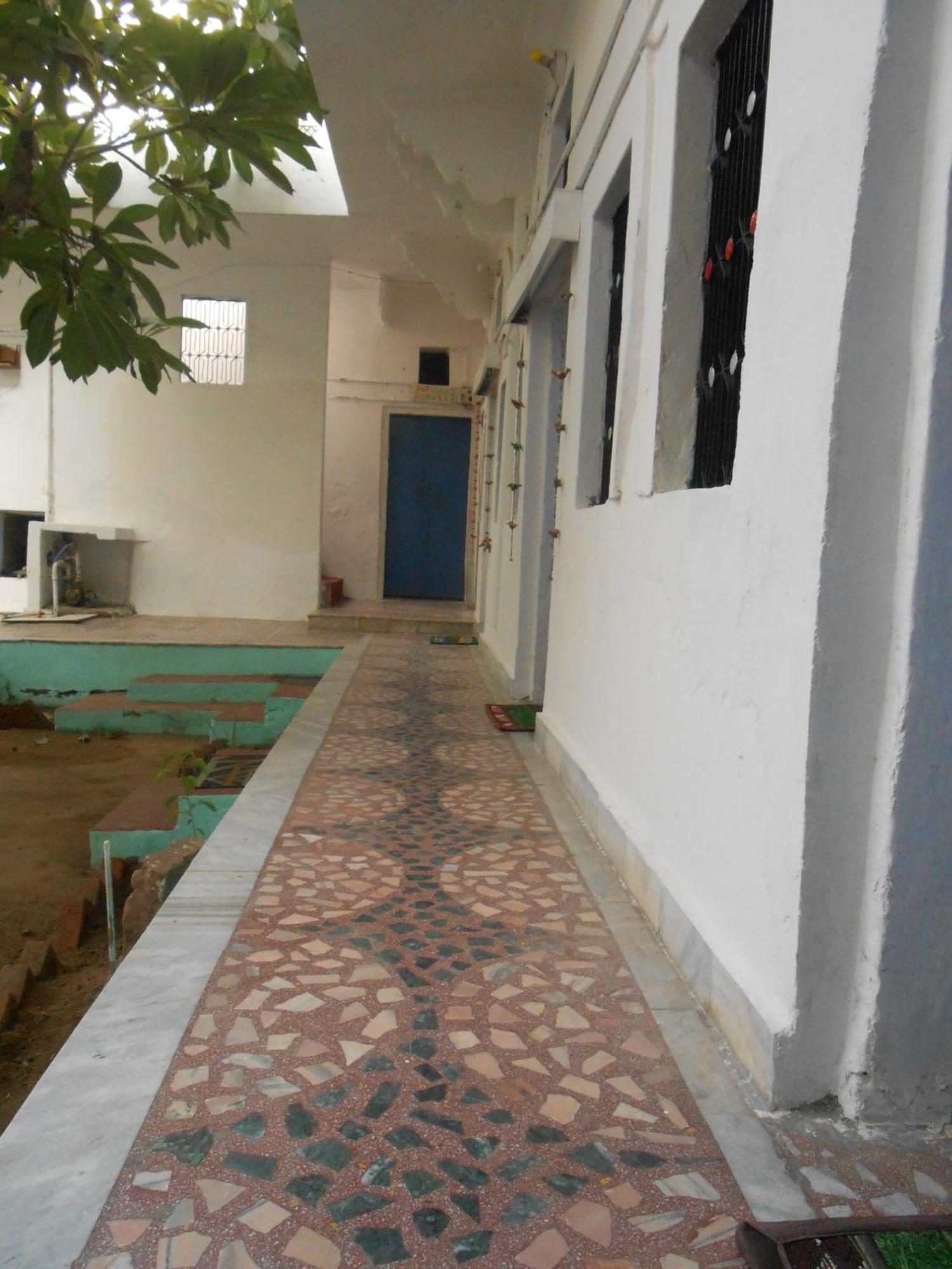 Shiva Guest House 布什格尔 客房 照片