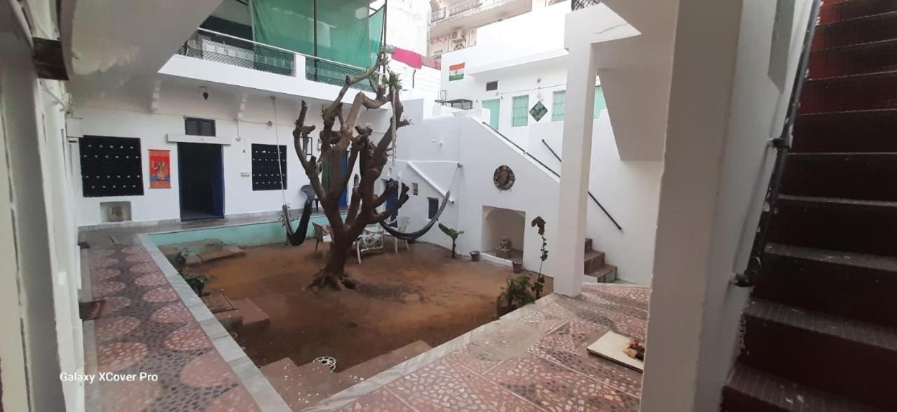 Shiva Guest House 布什格尔 外观 照片