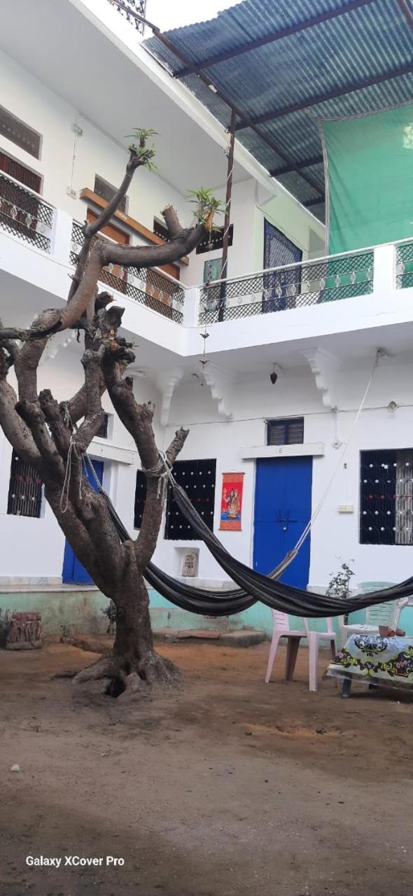 Shiva Guest House 布什格尔 外观 照片