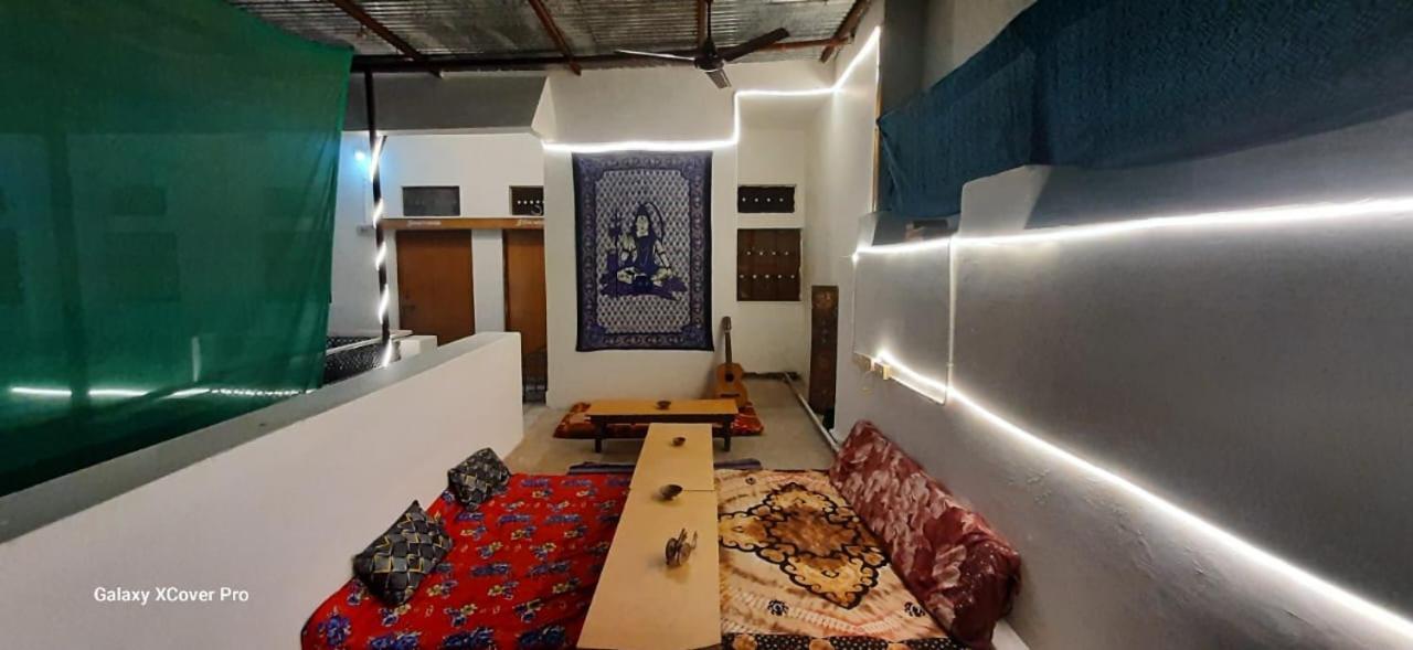 Shiva Guest House 布什格尔 外观 照片